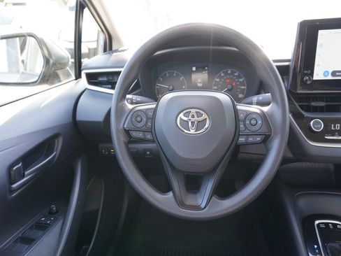 Used 2025 Toyota Corolla LE w/ Convenience Package FWD image 13