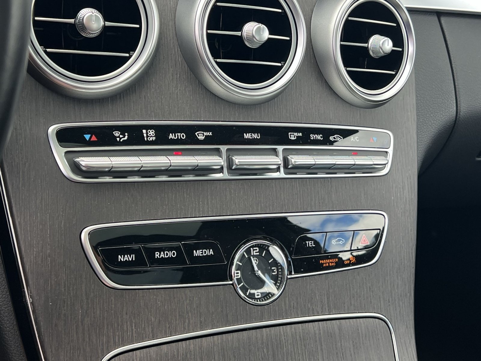 Used 2021 Mercedes-Benz C 300 4MATIC Sedan image 19