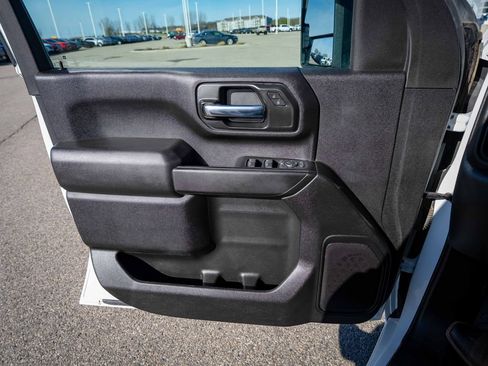 Used 2024 Chevrolet Silverado 2500 Custom w/ Custom Convenience Package AWD/4WD image 25