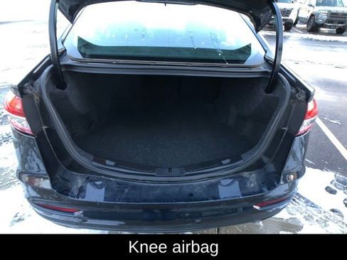 Used 2020 Ford Fusion SE image 25