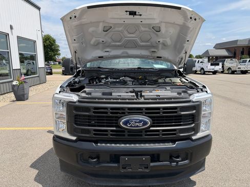 Used 2025 Ford F250 XL w/ FX4 Off-Road Package AWD/4WD image 32