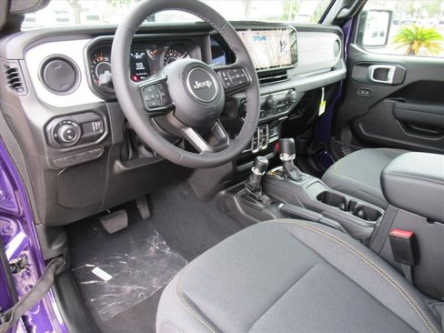 New 2026 Jeep Gladiator Sport AWD/4WD image 15