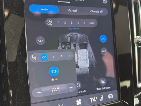 Used 2023 Volvo C40 P8 Recharge Plus image 15