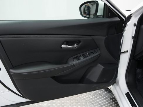 Used 2024 Nissan Sentra SV image 22