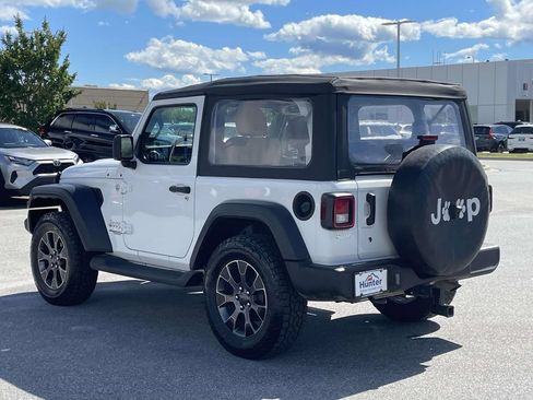 Used 2021 Jeep Wrangler Sport AWD/4WD image 28