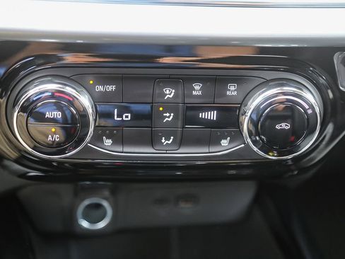 Certified 2026 Chevrolet Trax LT w/ Driver Confidence Package image 47