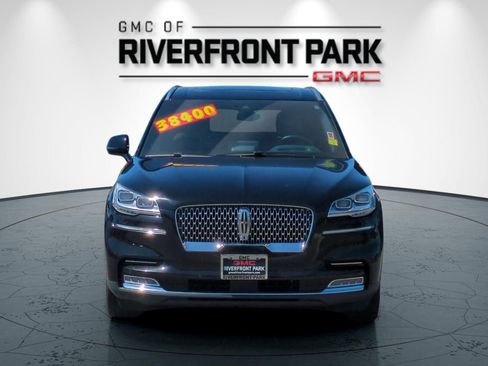 Used 2020 Lincoln Aviator Reserve w/ Equipment Group 202A AWD/4WD image 8
