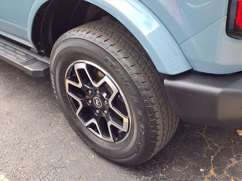 Used 2022 Ford Bronco Outer Banks image 26