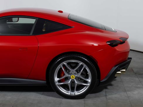 Certified 2023 Ferrari Roma image 14