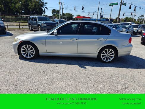 Used 2011 BMW 328i xDrive Sedan image 2