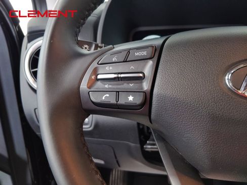 Used 2022 Hyundai Kona Limited image 13