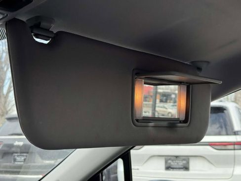 Used 2021 Honda Odyssey Touring image 5