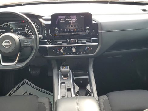 Used 2022 Nissan Pathfinder SV image 15