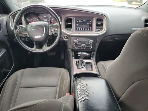 Used 2022 Dodge Charger SXT w/ Blacktop Package image 15