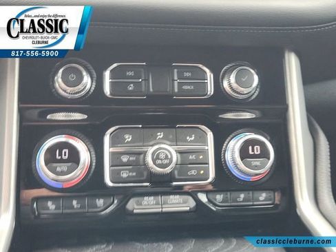 Used 2021 GMC Yukon Denali w/ Denali Ultimate Package RWD image 21