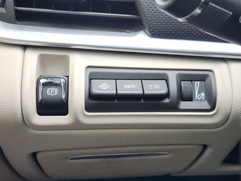 Used 2018 Cadillac XTS Premium Luxury image 26