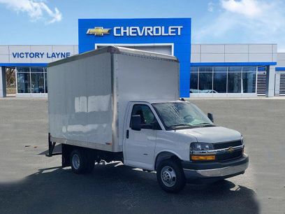 New 2025 Chevrolet Express 3500 w/ Power Convenience Package