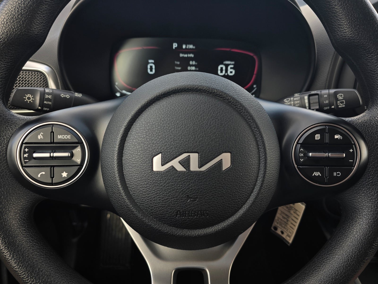 Used 2023 Kia Soul LX FWD image 23