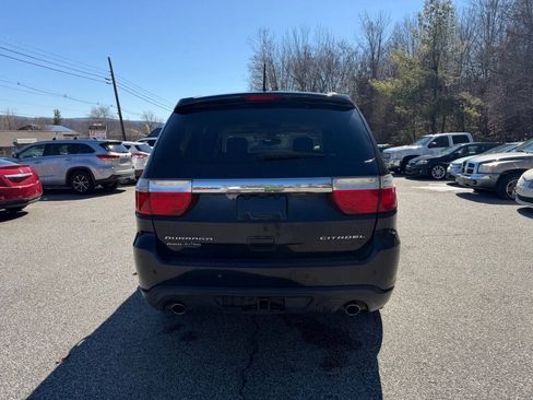 Used 2011 Dodge Durango Citadel w/ Trailer Tow Group IV AWD/4WD image 7