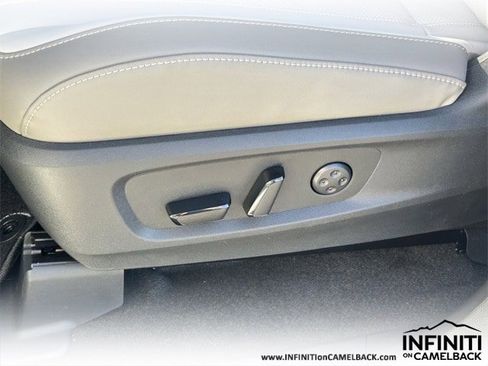 New 2026 INFINITI QX60 Luxe image 23