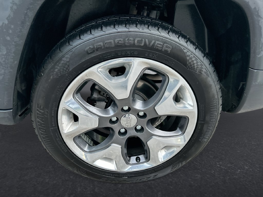Used 2019 Jeep Compass Limited w/ Safety & Security Group AWD/4WD image 10