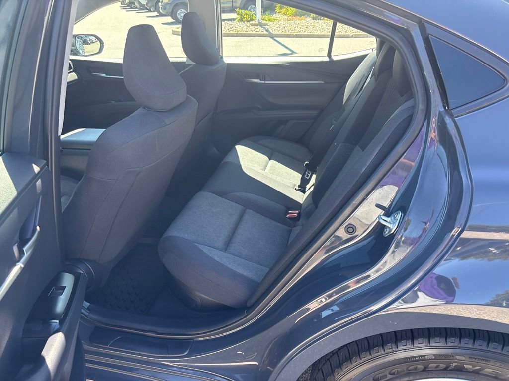 Used 2025 Toyota Camry LE FWD image 11