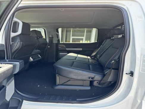 New 2025 Ford F250 Lariat w/ Lariat Ultimate Package image 30