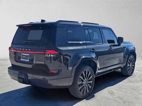 Certified 2025 Lexus GX 550 w/ Cold Area Package AWD/4WD image 3