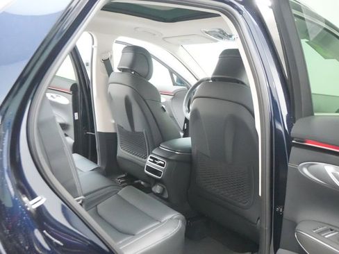 New 2026 Genesis GV70 2.5T Select image 31