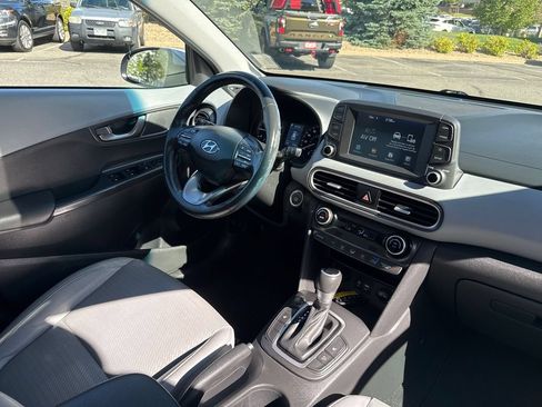 Used 2019 Hyundai Kona Limited FWD image 18