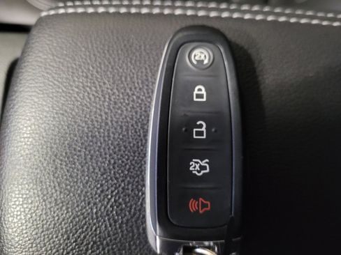 Used 2017 Ford Escape Titanium w/ Equipment Group 301A image 32