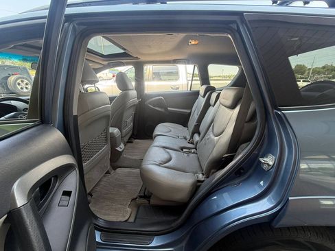 Used 2011 Toyota RAV4 Limited w/ Limited Extra Value Pkg AWD/4WD image 21