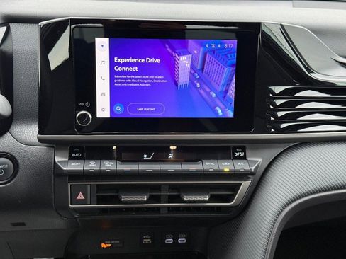 Certified 2025 Toyota Camry SE image 14