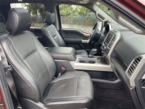 Used 2016 Ford F150 Lariat image 28