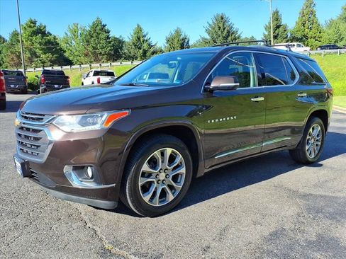 Used 2018 Chevrolet Traverse Premier w/ LPO, Floor Liner Package AWD/4WD image 7