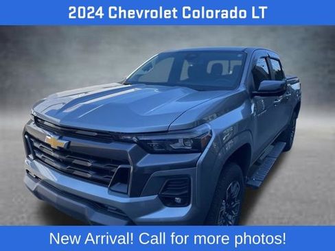 Used 2024 Chevrolet Colorado LT w/ LT Convenience Package III AWD/4WD image 1