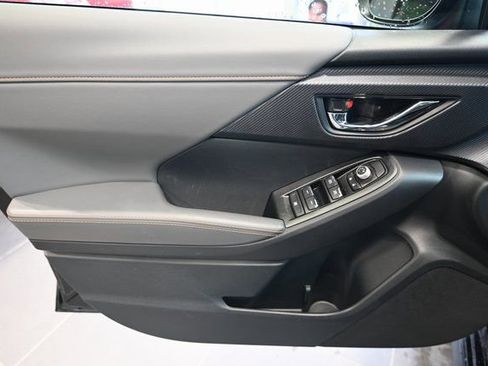 New 2026 Subaru Crosstrek 2.5i Limited w/ Crosstrek Mirror Package AWD/4WD image 17