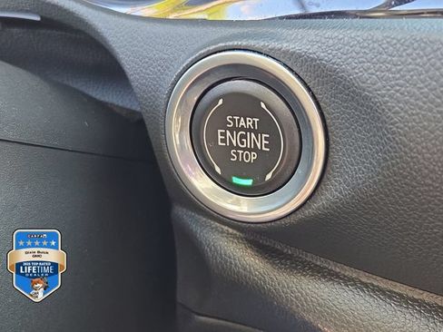 Certified 2022 Buick Encore GX Essence w/ Advanced Technology Package FWD image 30