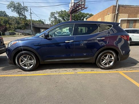 Used 2017 Hyundai Santa Fe Sport image 8