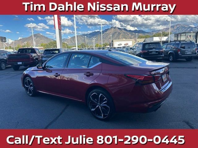 Used 2023 Nissan Altima 2.5 SR w/ SR Premium Package AWD/4WD image 8