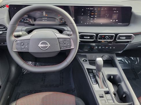 New 2026 Nissan Sentra SR w/ Floor Mat Package FWD image 7