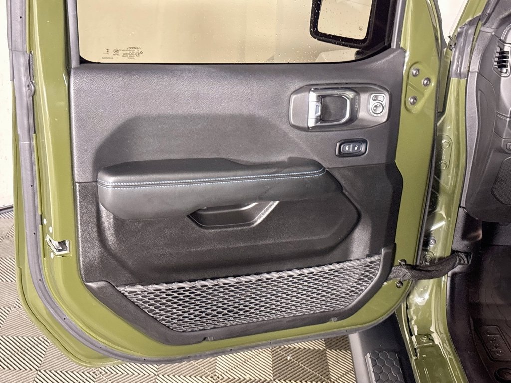 Used 2024 Jeep Wrangler High Altitude AWD/4WD image 11