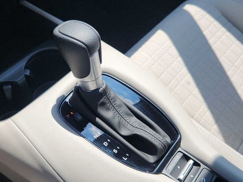 Used 2026 Honda HR-V LX image 13