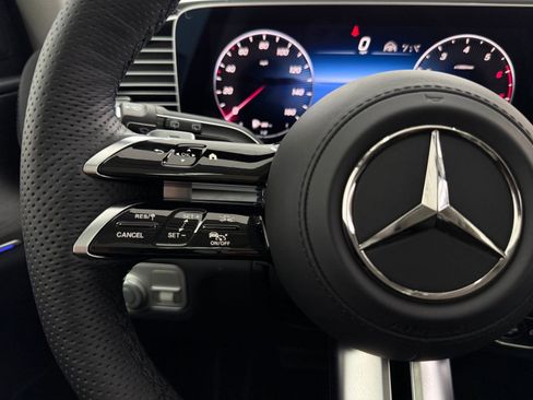 New 2026 Mercedes-Benz GLS 450 4MATIC image 16