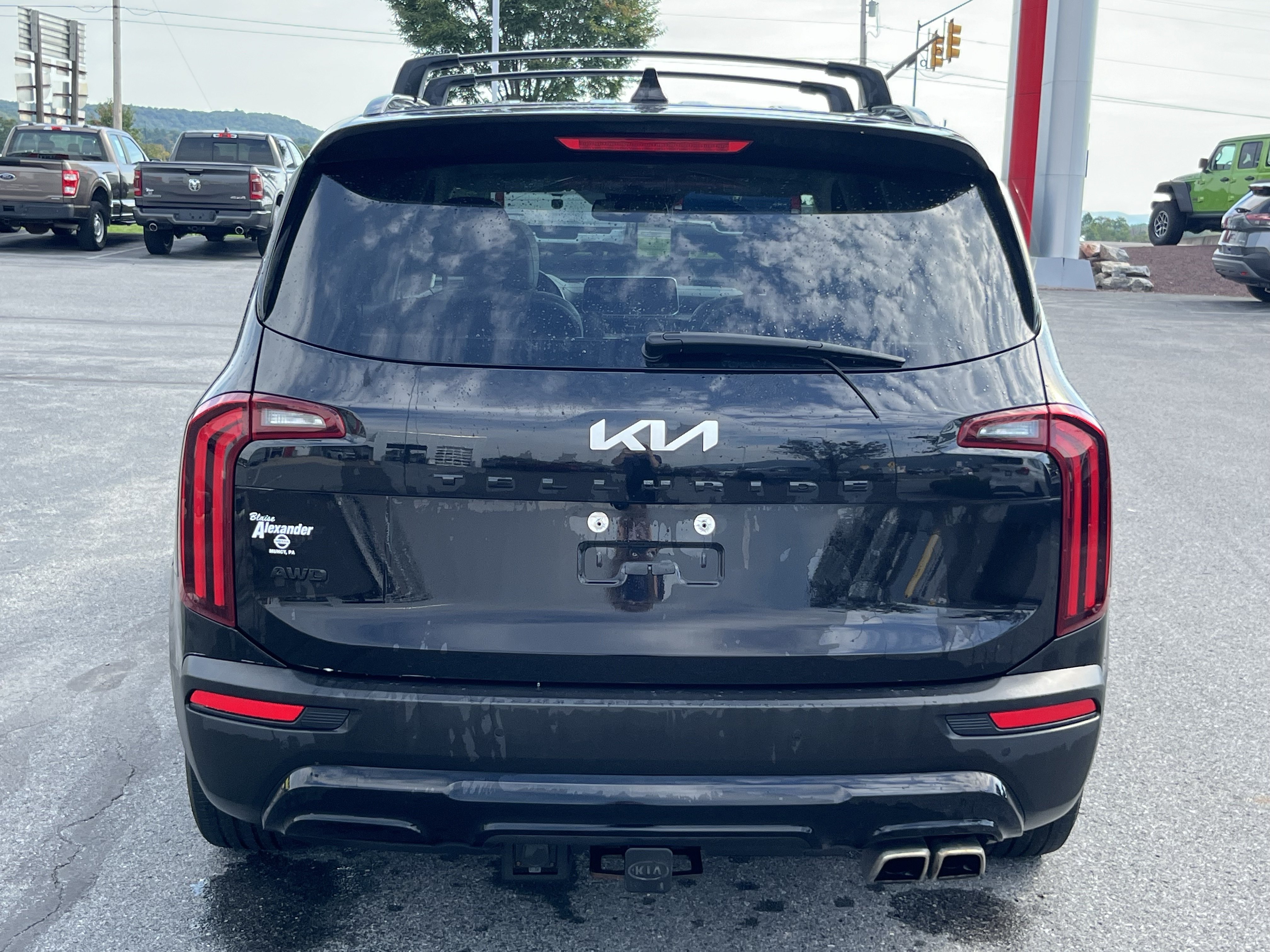 Used 2022 Kia Telluride SX w/ SX Prestige Package AWD/4WD image 6
