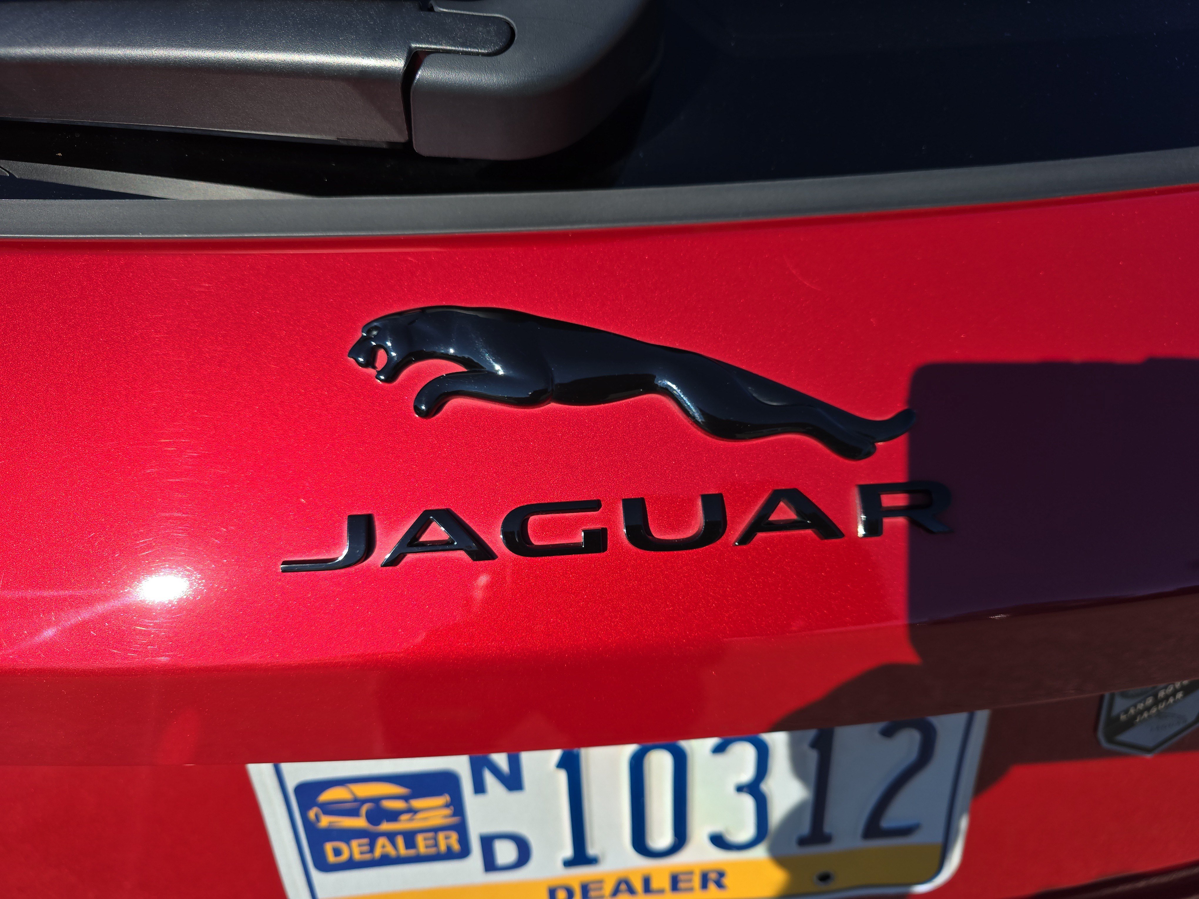 Used 2025 Jaguar F-PACE R-Dynamic S AWD/4WD image 4