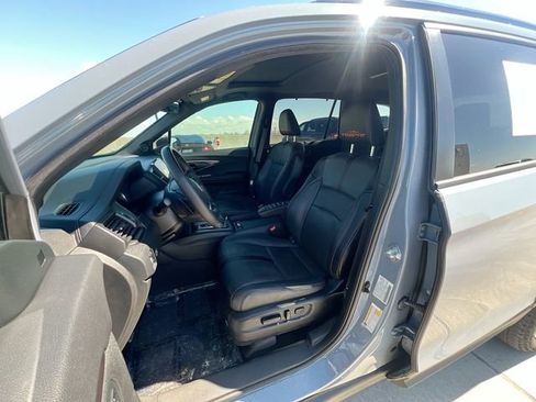 Used 2022 Honda Pilot TrailSport image 13