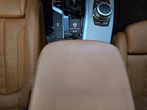 Used 2020 BMW X3 sDrive30i w/ M Sport Package 2 RWD image 40