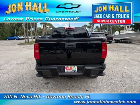 Used 2022 Chevrolet Colorado LT w/ Trail Boss Package AWD/4WD image 8