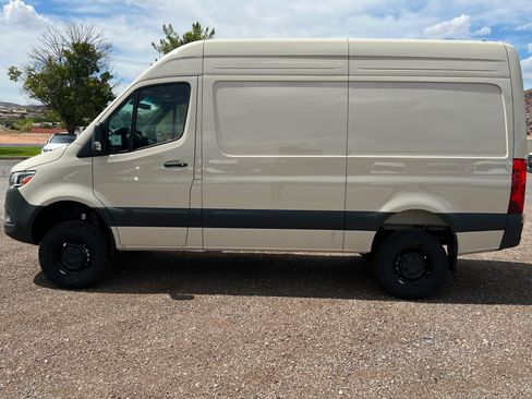 New 2026 Mercedes-Benz Sprinter 2500 image 2